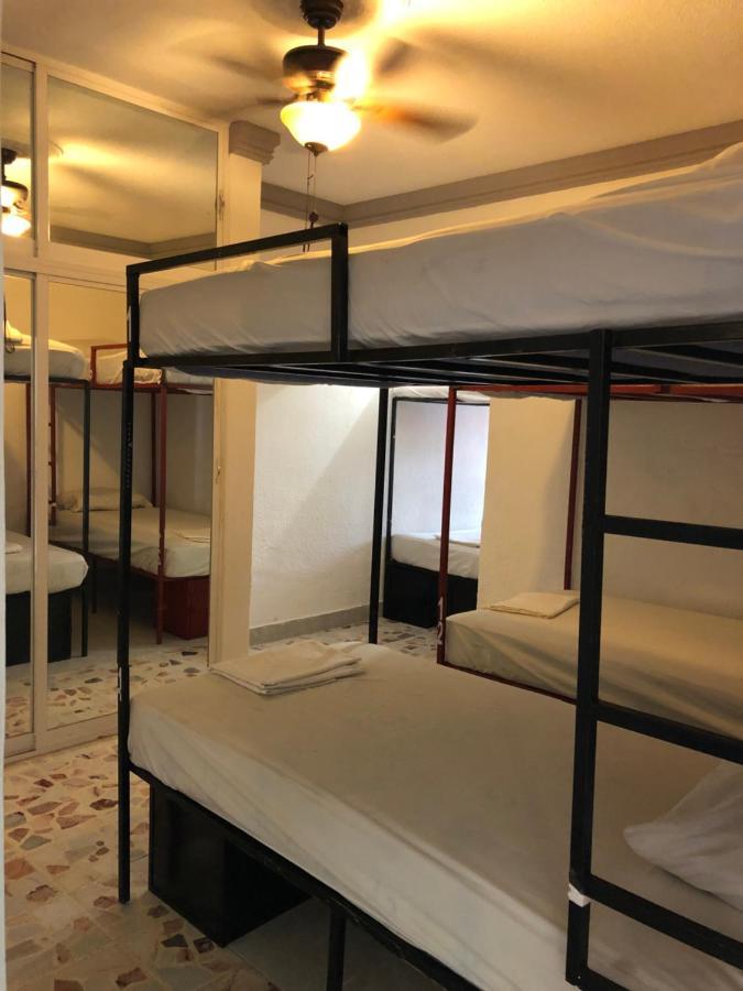 Mini Hostal Cultural De Mazatlán Kültér fotó